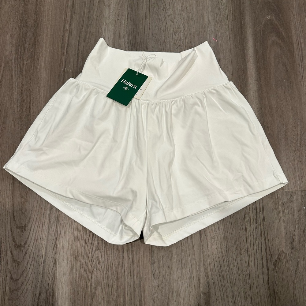 HALARA Women's High Waist White Shorts